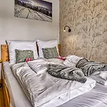 Apartament Belle View & - Centrum - By Royal Aparts *