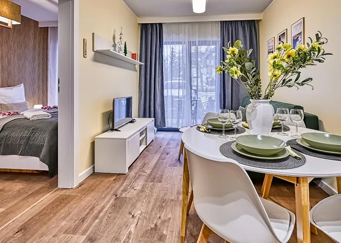 Belle View & - Centrum - By Royal Aparts 스클라르스카포렘바