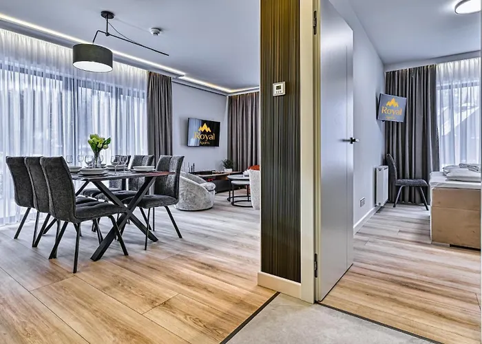 아파트 Belle View & - Centrum - By Royal Aparts 스클라르스카포렘바