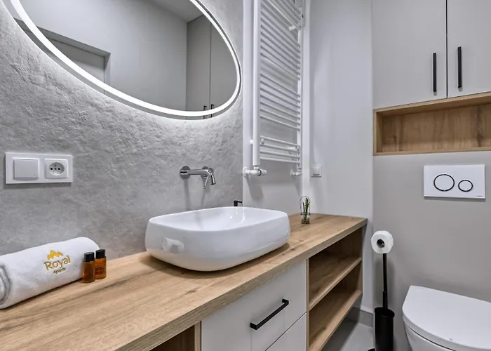 Belle View & - Centrum - By Royal Aparts 아파트 *