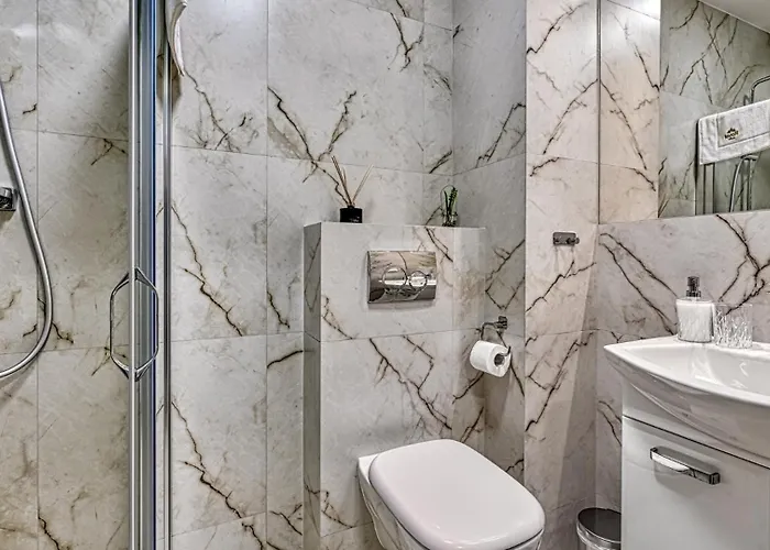 Belle View & - Centrum - By Royal Aparts * 스클라르스카포렘바