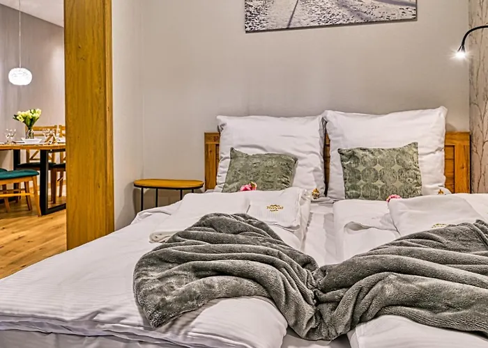 Belle View & - Centrum - By Royal Aparts *