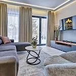 Belle View & - Centrum - By Royal Aparts 斯克拉斯卡波伦巴