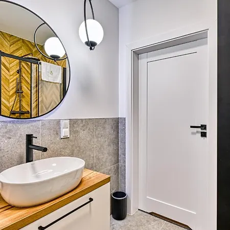 Belle View & - Centrum - By Royal Aparts シクラルスカ・ポレンバ