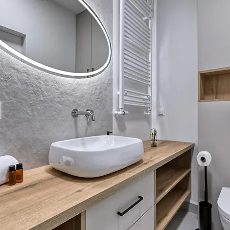 Belle View & - Centrum - By Royal Aparts アパート *