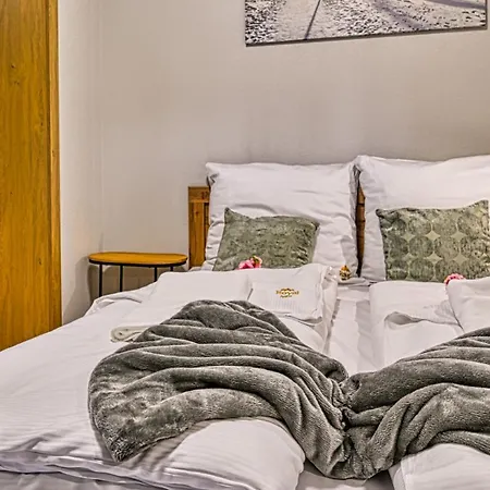 Belle View & - Centrum - By Royal Aparts *