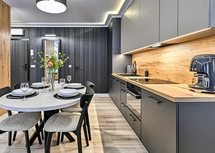 Apartment Belle View & - Centrum - By Royal Aparts