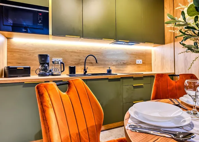 Belle View & - Centrum - By Royal Aparts