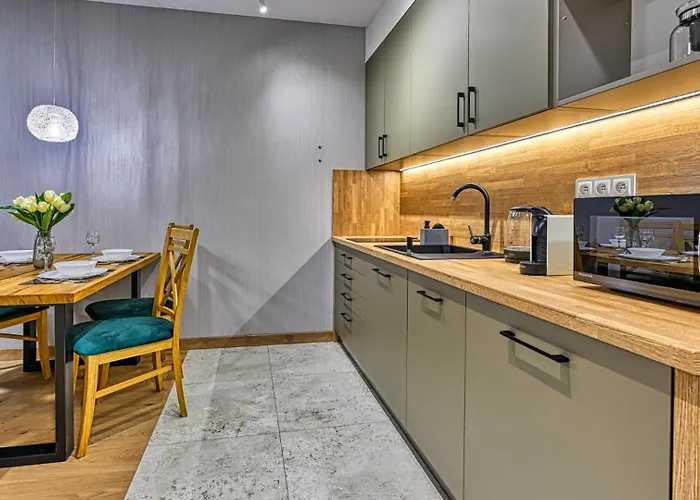 Apartment Belle View & - Centrum - By Royal Aparts